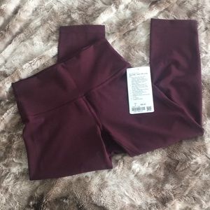 NWT lululemon wunder train 21”, 6, cassis